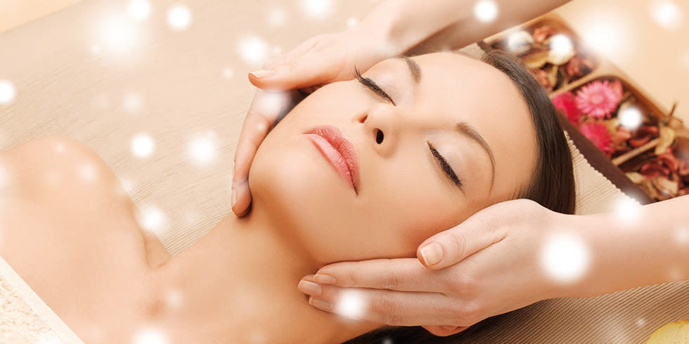 GRAA - avantages rebond - bien-etre - spa - soin - détente - femme - massage visage - fleurs