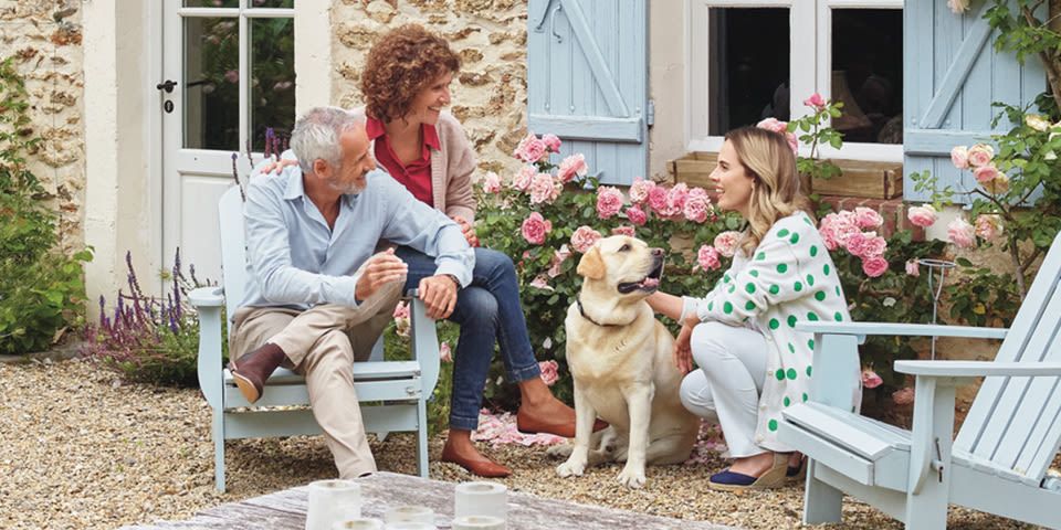 Cerise couple chien rebond